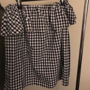 Off the should ruffle top