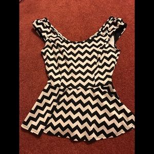 Chevron Peplum🖤