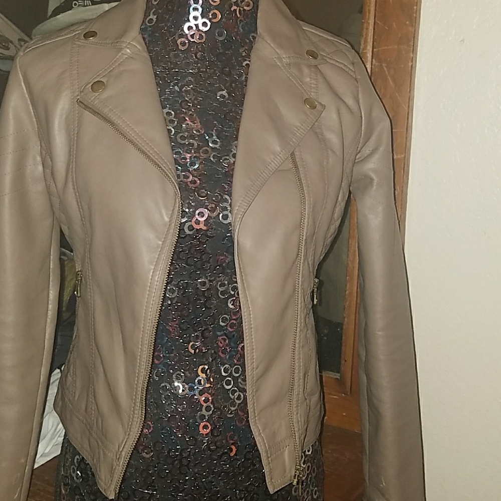 New taupe leather coat