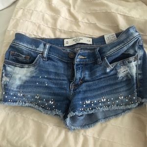 Abercrombie 00 shorts