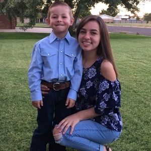 Meet your Posher, Ashley