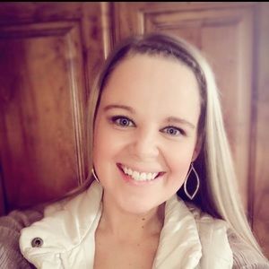 Meet your Posher, Jade