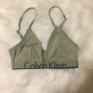 Calvin Klein bra never worn!!