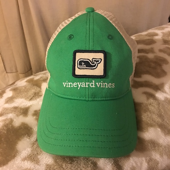 vineyard vines hockey hat