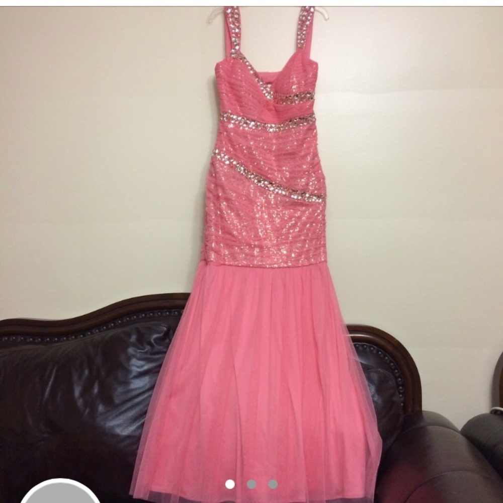 super comfortable peach or salmon color