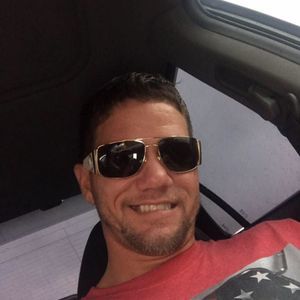 Meet your Posher, Derek