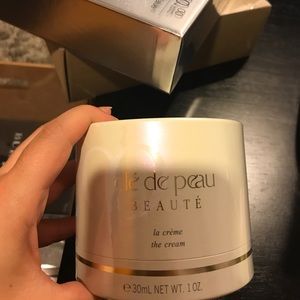 *BRAND NEW* CLE DE PEAU LA CREME 30ml