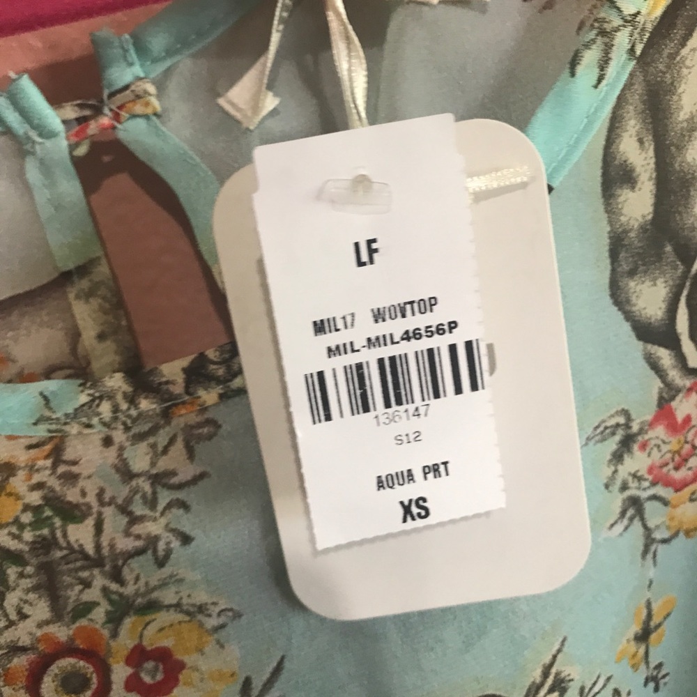 High low skull tank top