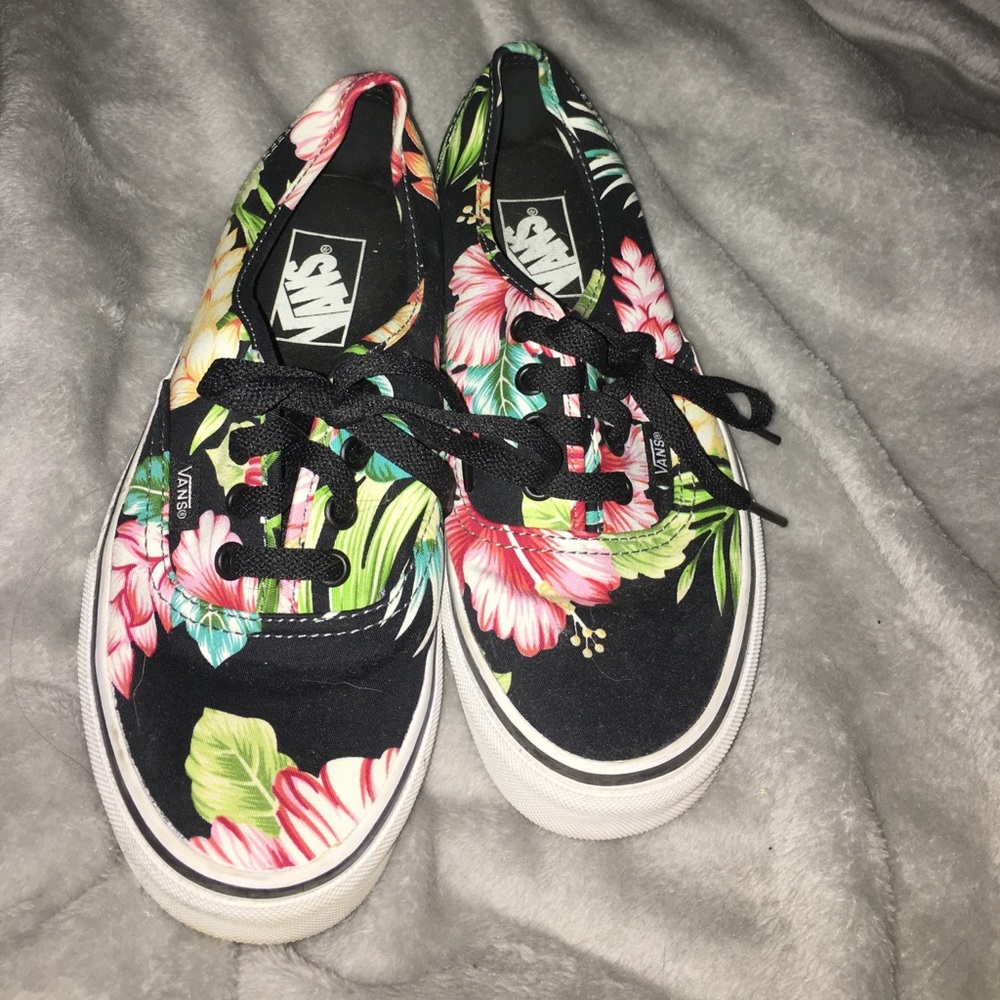 Hawaiian Floral Vans Brand New!