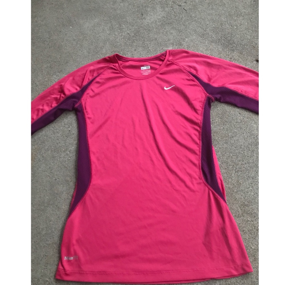 Barely Used Girls Nike Long sleeve