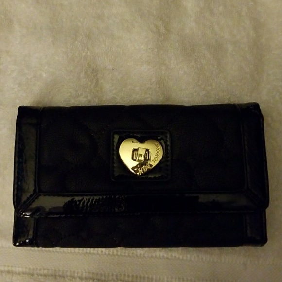 Quilted heart wallet - Picture 1 of 4