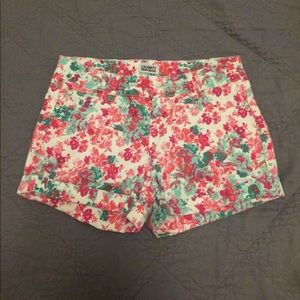 ⚡️Celebrity Pink Jeans floral shorts