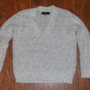 wool-esc sweater