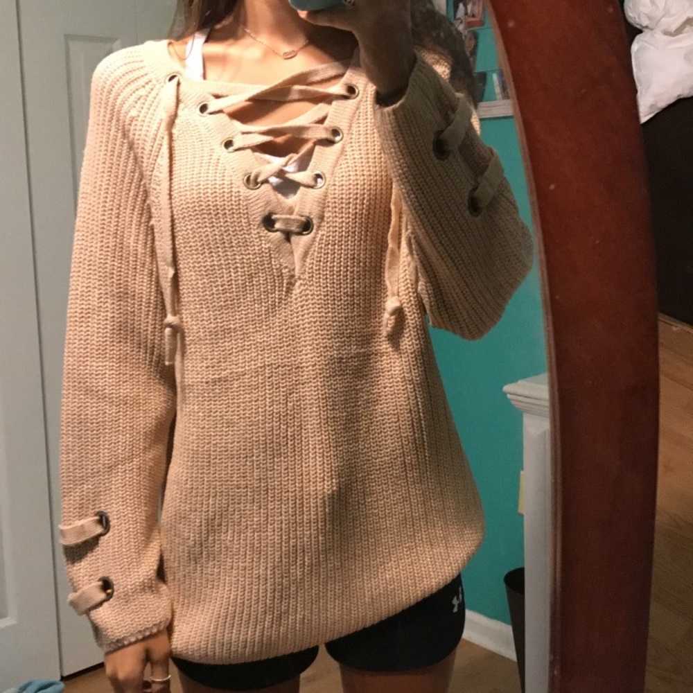 NEW WITH TAGS!! sweater shirt