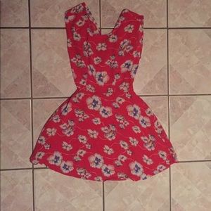 Cute flower print summer dress!