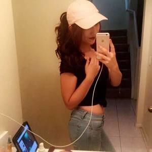 Meet your Posher, Lynn