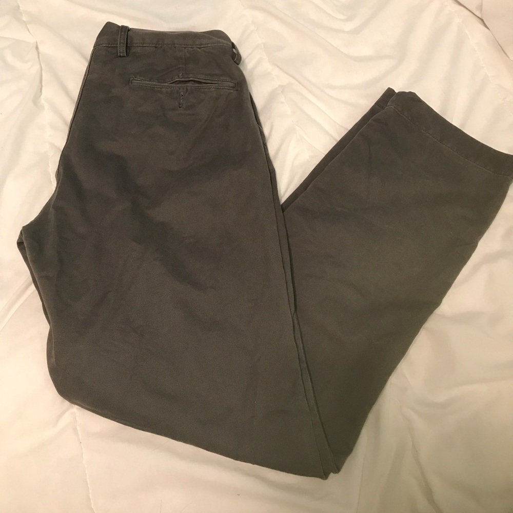 Men's straight leg chinos
