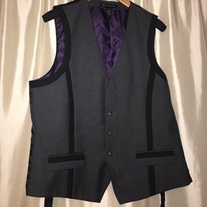 Inc men's vest, size large, gray with black trim