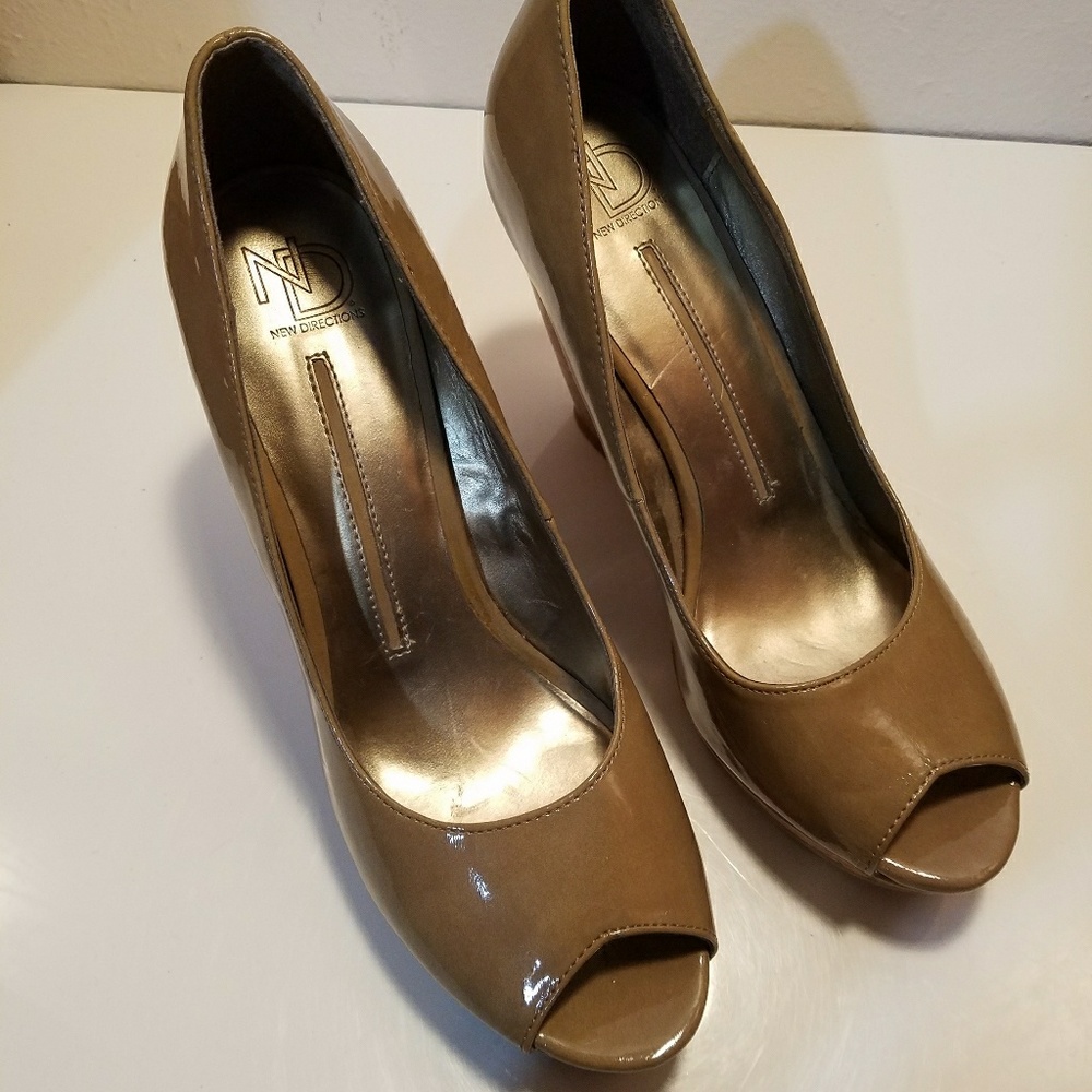 New Directions Patent Leather Peep Toe Wedges