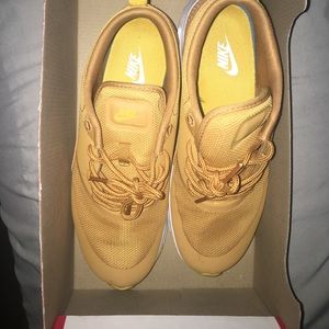 Love them but not the right size 😭