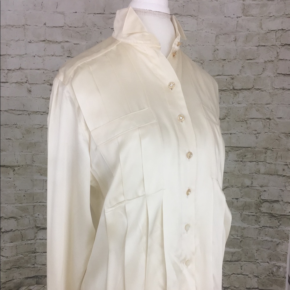 100% silk Escada blouse