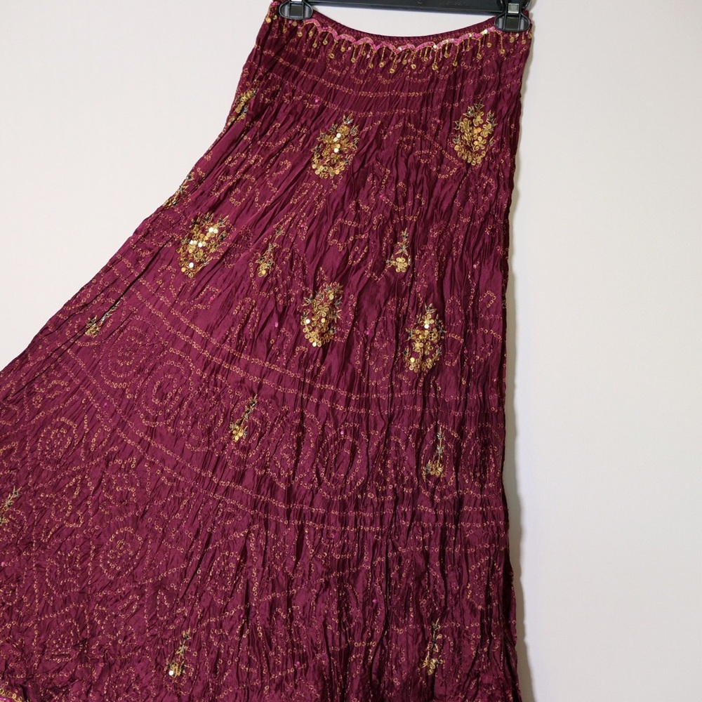 100% Silk Sequin Crinkled Skirt burgundy/gold