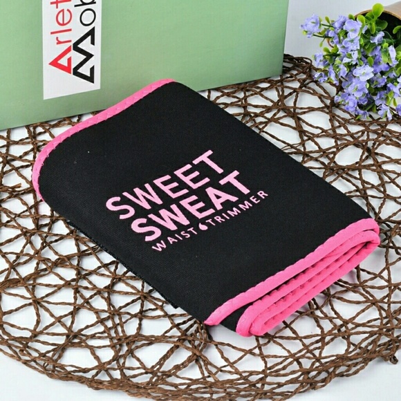 Sweet Sweat Premium Waist Trimmer Belt 
Flexible C - Picture 4 of 5