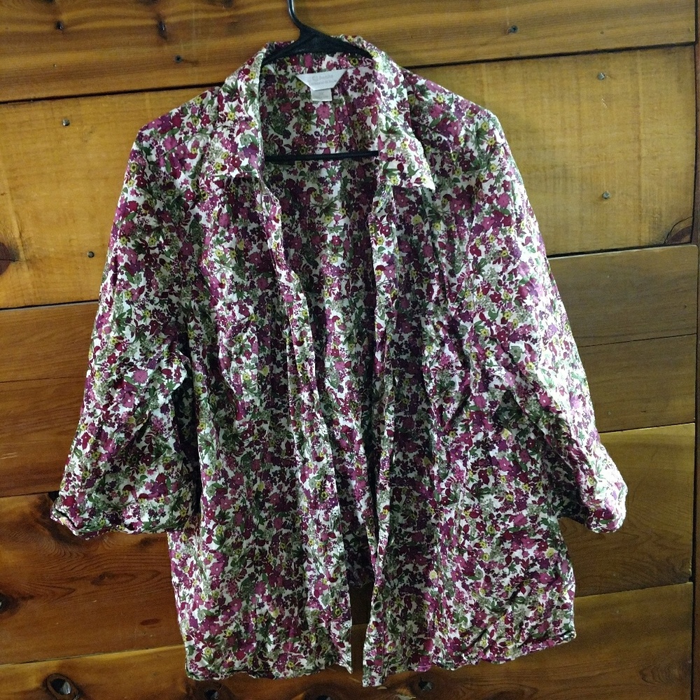 Beautiful multiple flower blouse