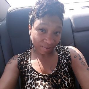 Meet your Posher, Leela