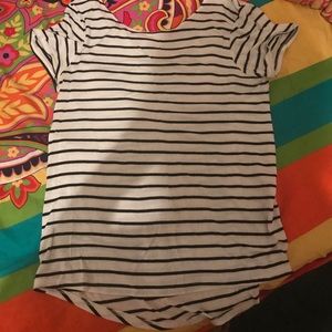 Short sleeve striped shirt