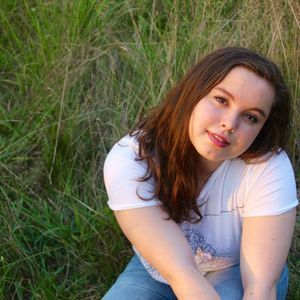 Meet your Posher, Abigail