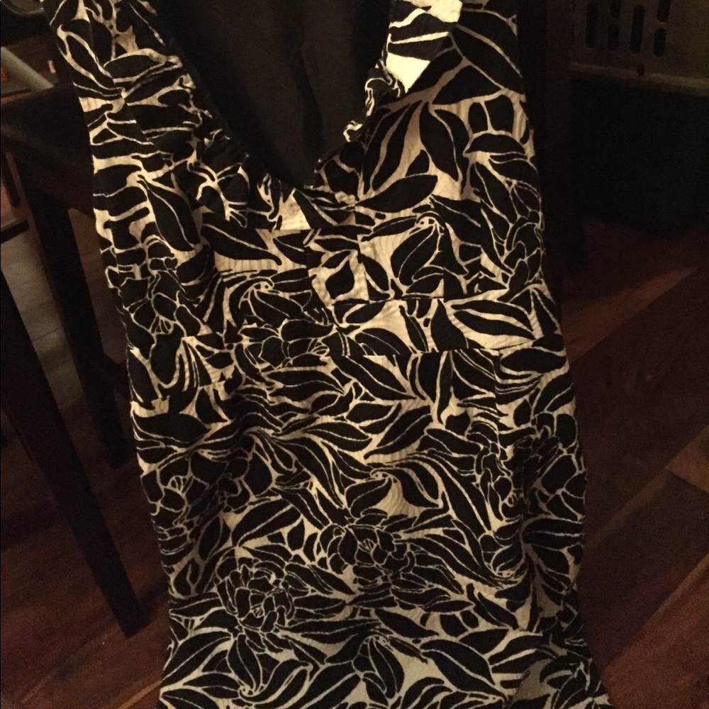 Ann Taylor black and white dress