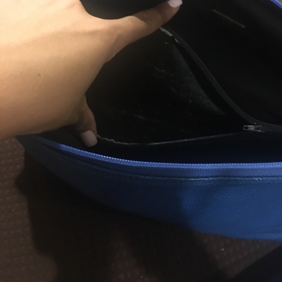 Auth. Morabito blue Crossbody Bag - Picture 5 of 7