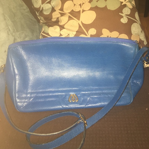 Auth. Morabito blue Crossbody Bag - Picture 3 of 7