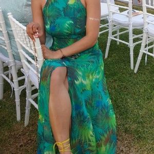 LUXXEL Elegant Sexy Green Maxi Dress Medium