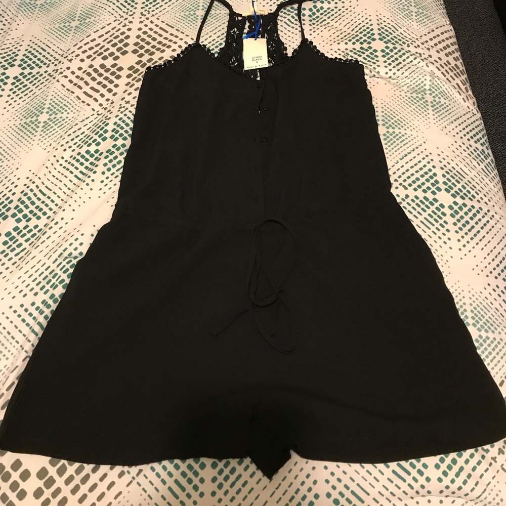 Black loose romper