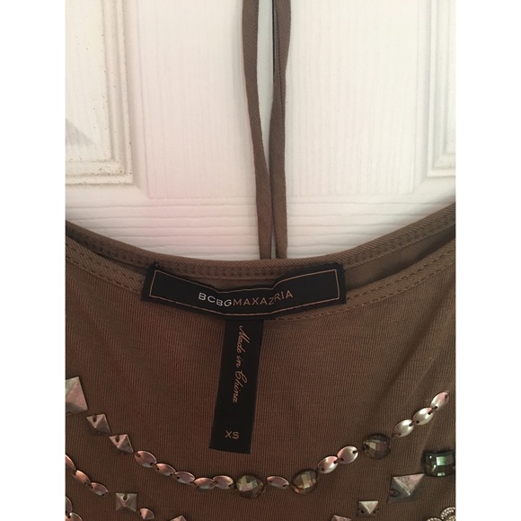 Mini BCBG off the shoulder Dress - Picture 4 of 4