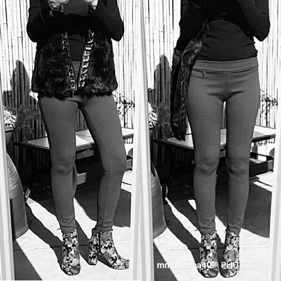 🌸SALE ENDS SUN🌸 NEW Navy Italian Made Rich Textured Leggings S-XXL - Picture 2 of 8