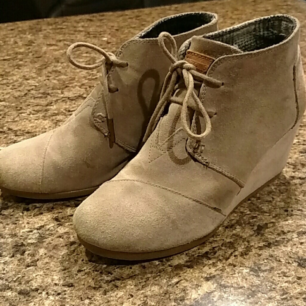 Tom's Desert Wedge