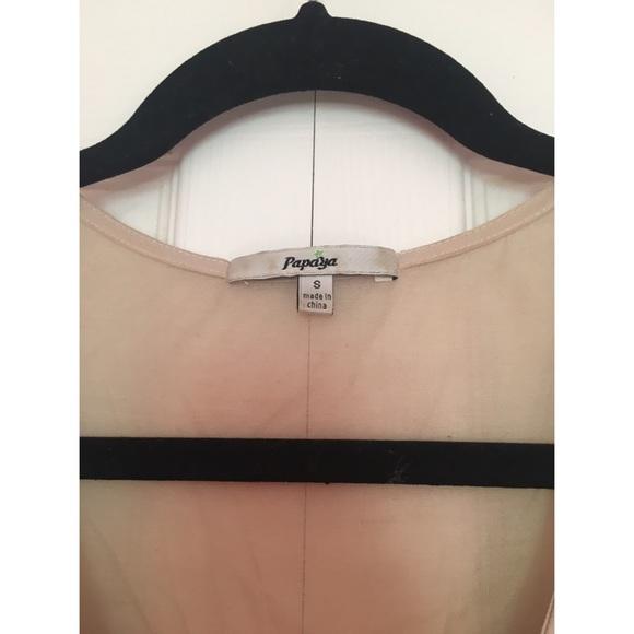 Tan Sleeveless Shirt with Bow - Picture 3 of 3