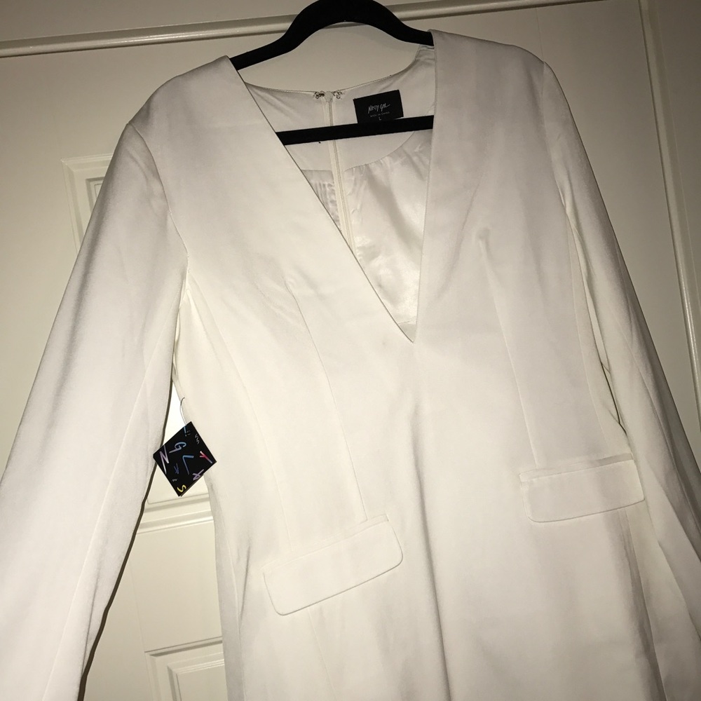 White, Lined, Deep Plunge Blazer Dress 💋