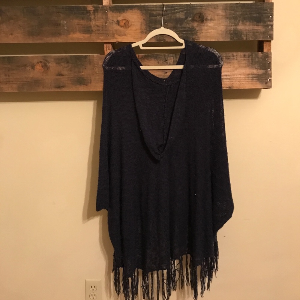Hooded Navy Throwover