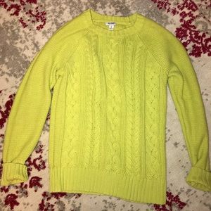 Old navy sweater. Size M. Old navy sweater. Size M.