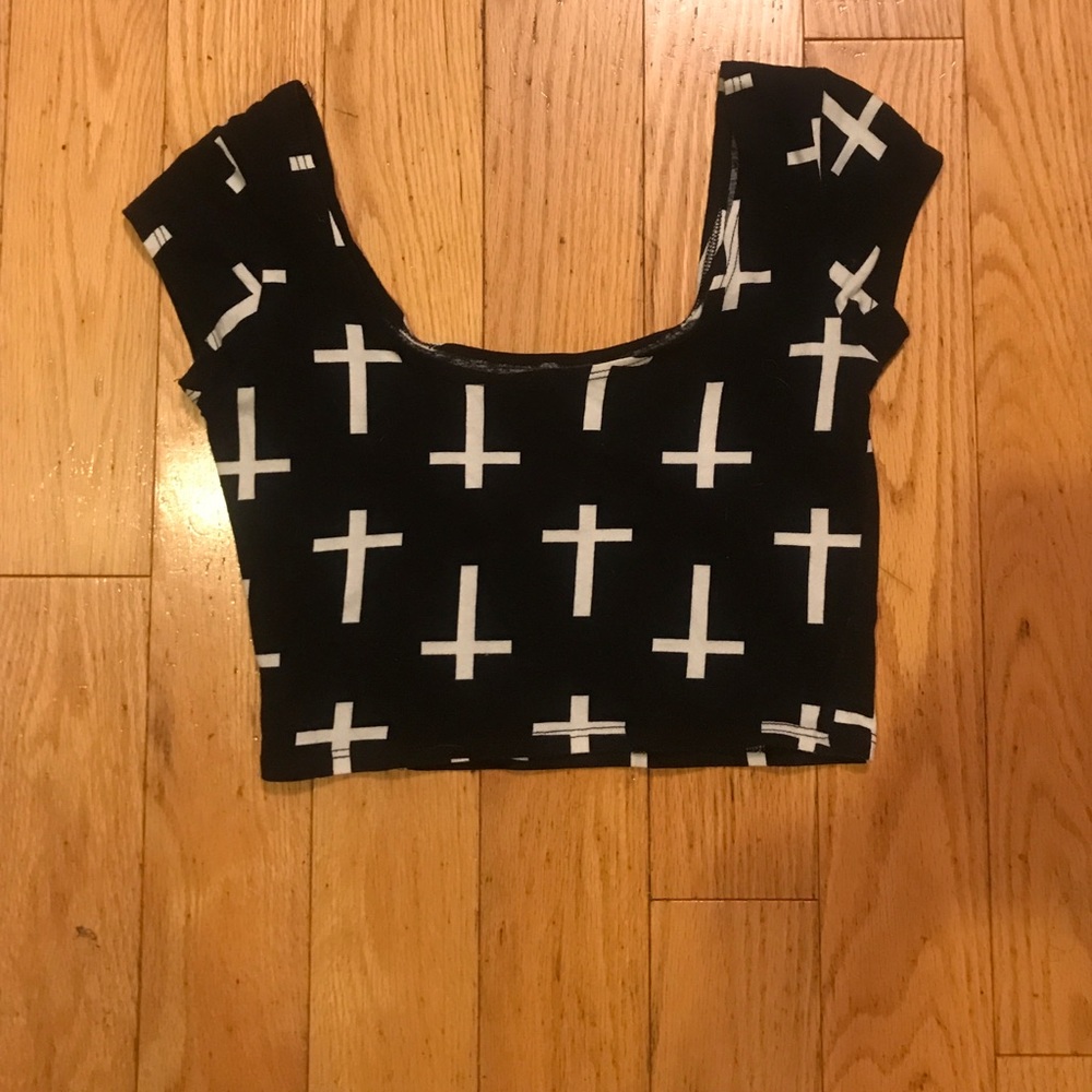Cross Crop Top - Picture 2 of 3