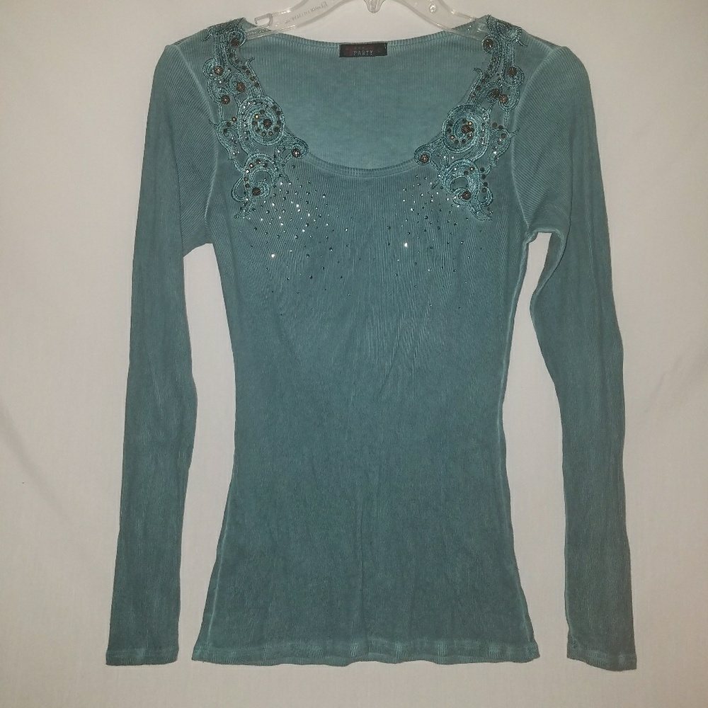 T Party Long Sleeve