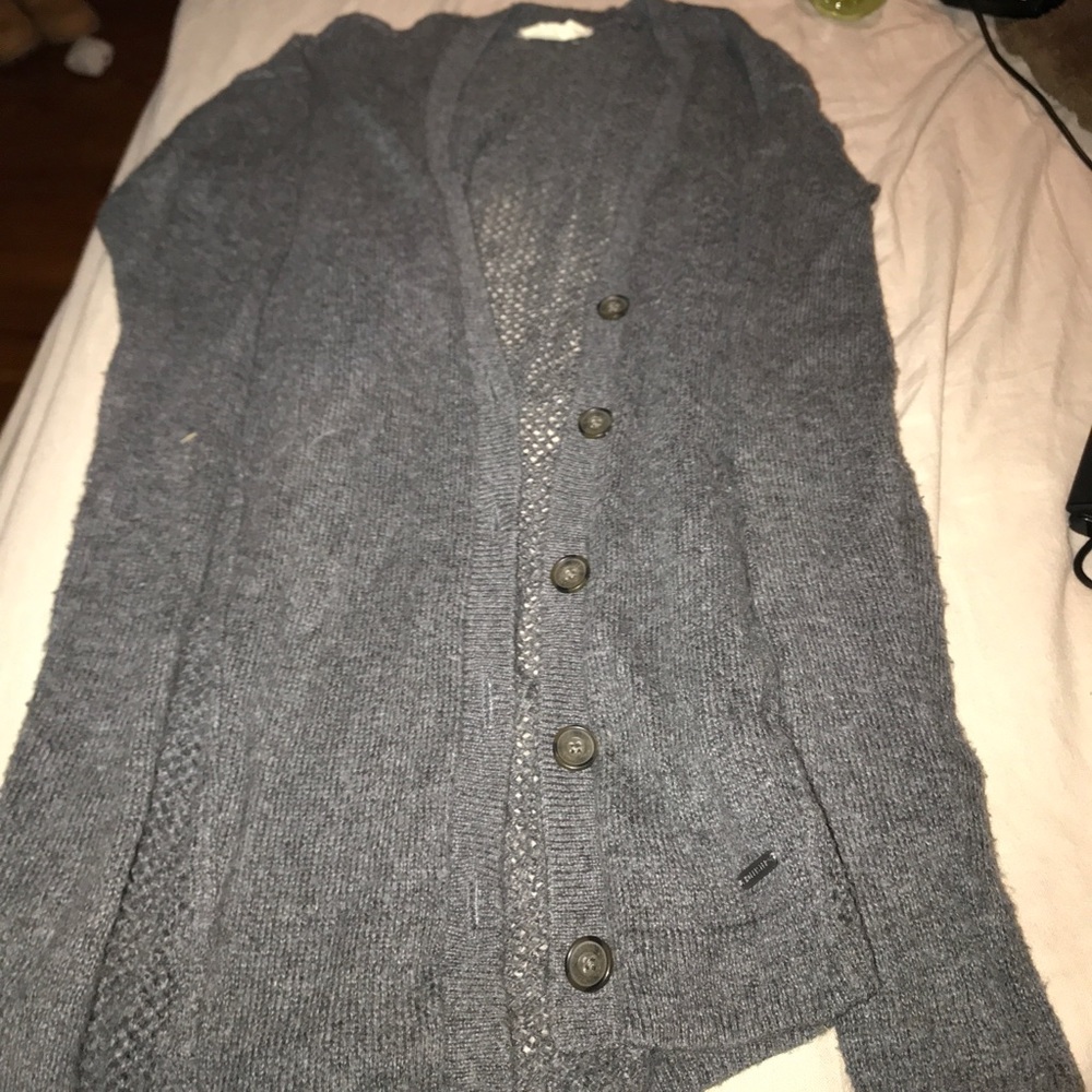 Grey sweater!!