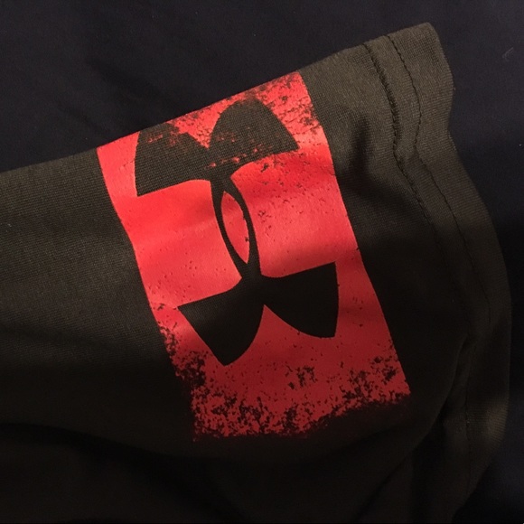 Under Armour Navy Green Shirt - Picture 3 of 4