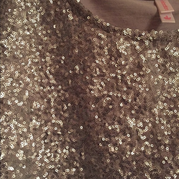 Silver glitter top - Picture 3 of 3