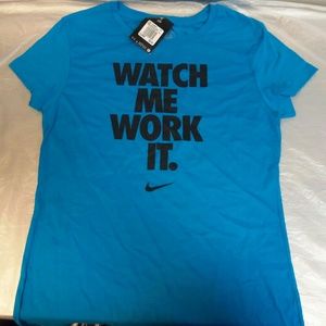 NWT! Nike Womens XL Workout Shirt! NWT! Nike Womens XL Workout Shirt!