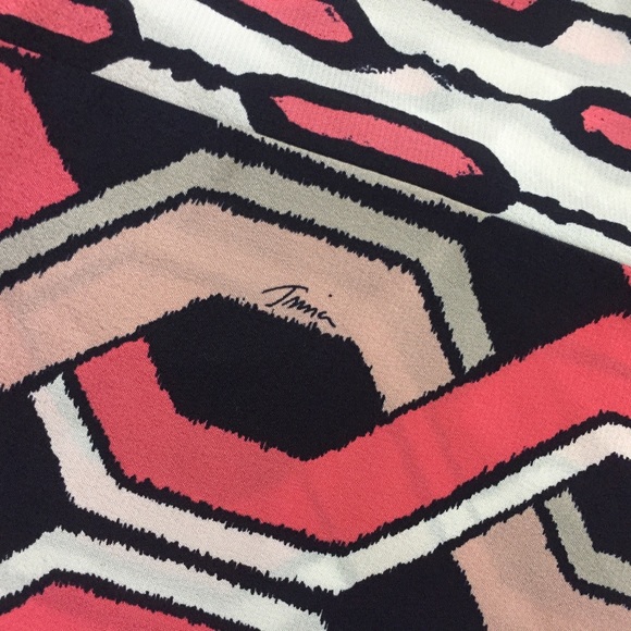 TRINA TURK short sleeve Blouse Sz P (0) - Picture 7 of 7